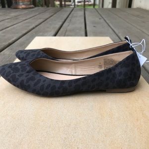 NEW Old Navy animal print flats